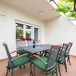 Duje Apartamento