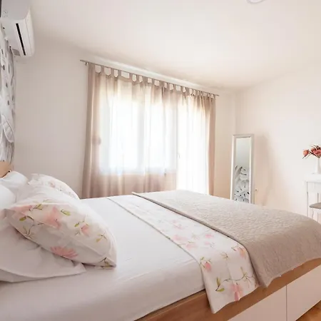 Apartment Duje