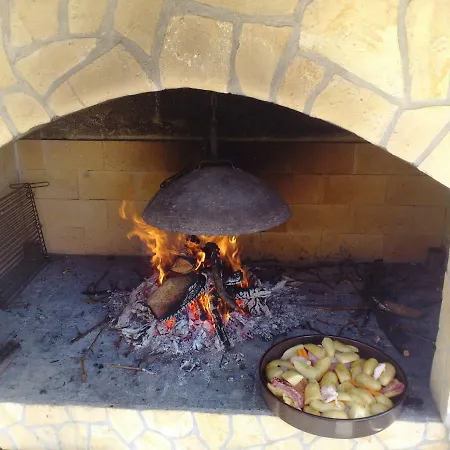 Duje Kastela