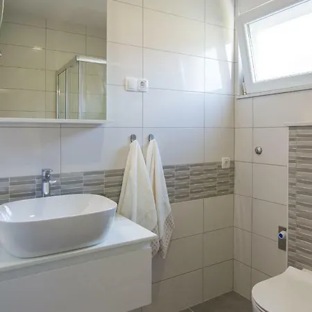 Duje Apartment