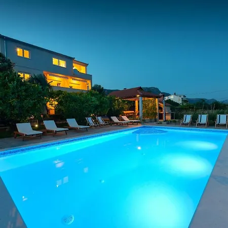 Duje Apartment