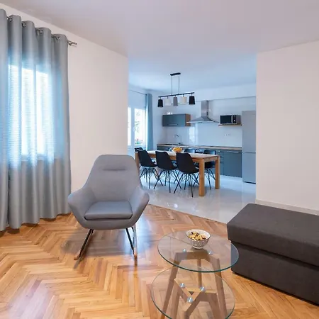 Apartment Duje Kaštela